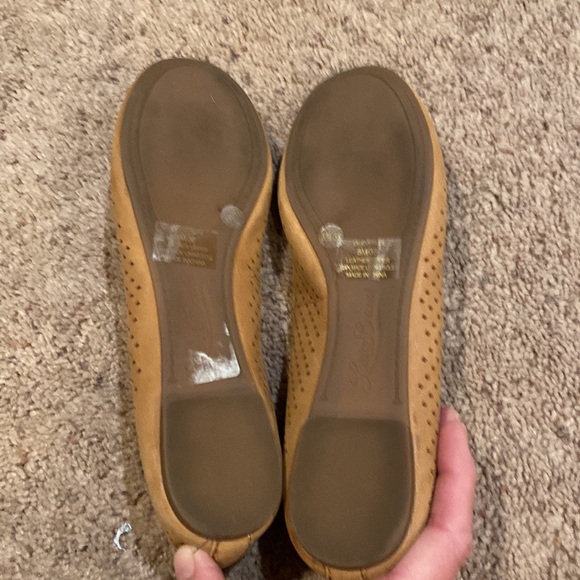Lucky Brand Flats Diamond Pinhole Design, Sz 8, Color Tan, Ready for Spring EUC - Picture 12 of 14